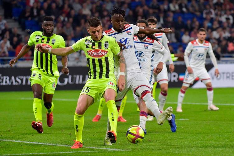 九游体育APP下载-大比分获胜，斯特拉斯堡主场积分领先的简单介绍