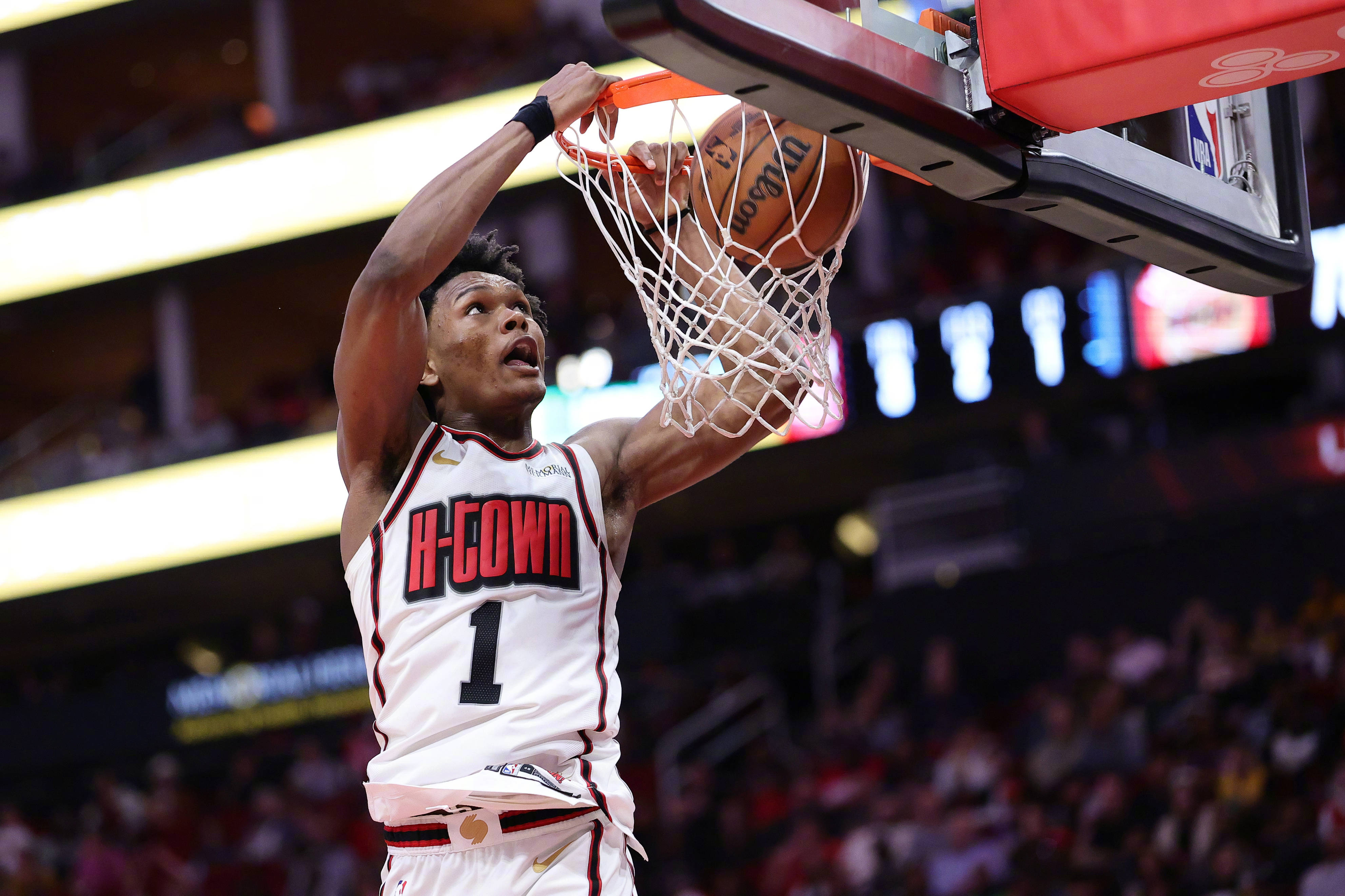 九游娱乐网页-火箭新援表现抢眼，球队迎来一线生机的简单介绍