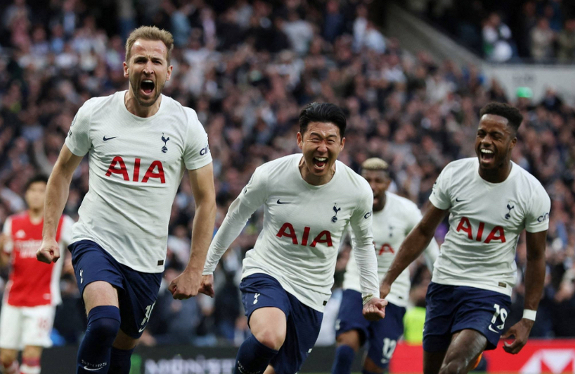 九游体育平台-切尔西遭遇连胜终结，与热刺争夺欧冠资格