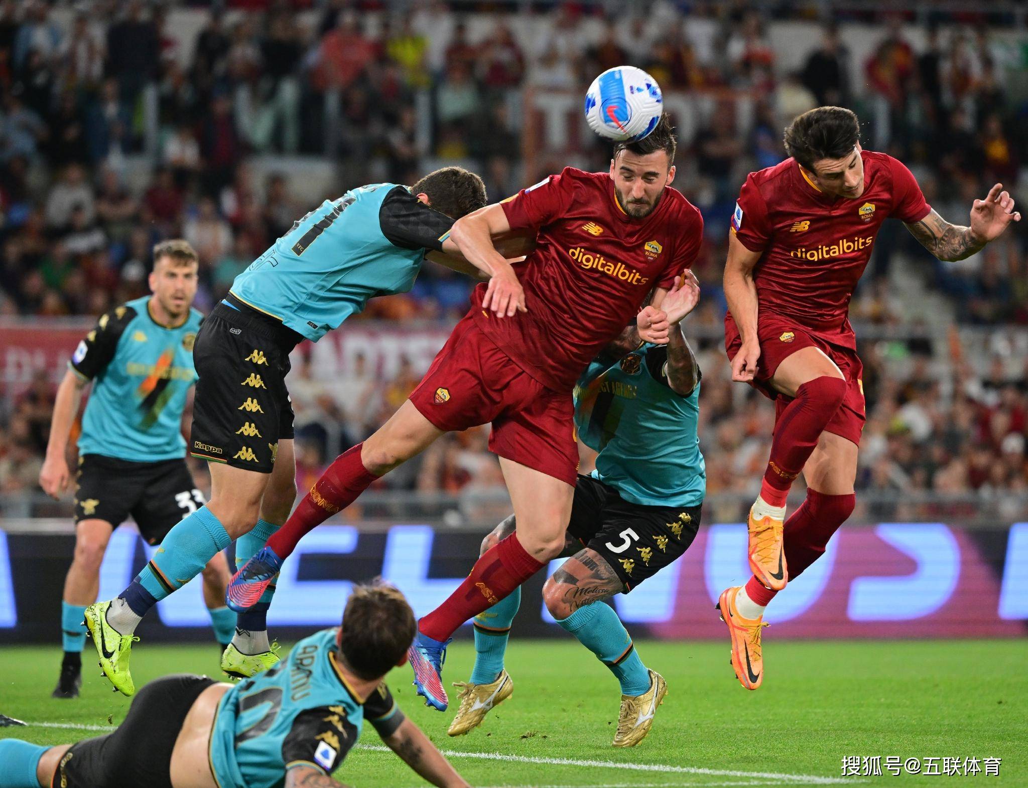 九游娱乐官方网站-罗马主场逼平桑普多利亚，仍未能跻身前四