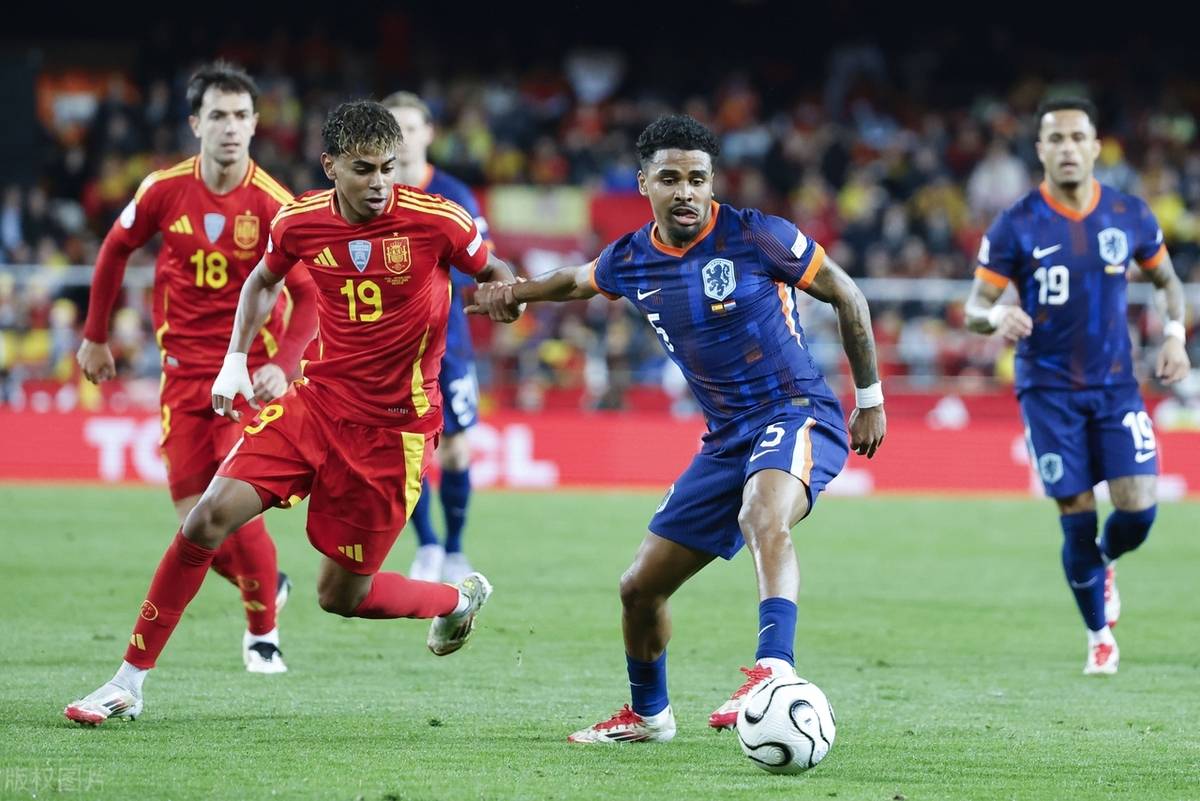 欧洲豪强对决,场上精彩表现引发赞叹 欧洲豪强对决,场上精彩表现引发赞叹