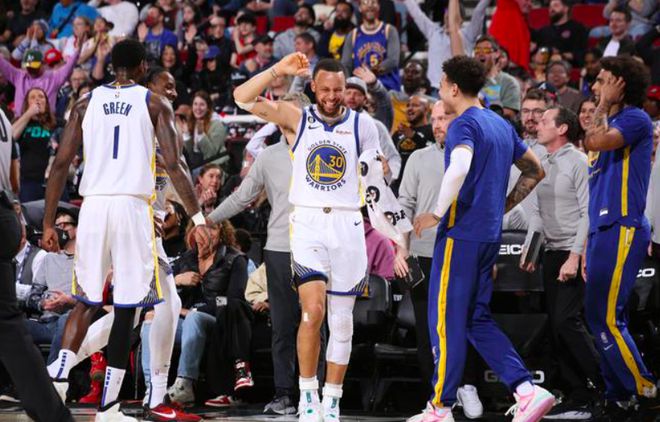 鹈鹕强弩之末，力压勇士晋级季军