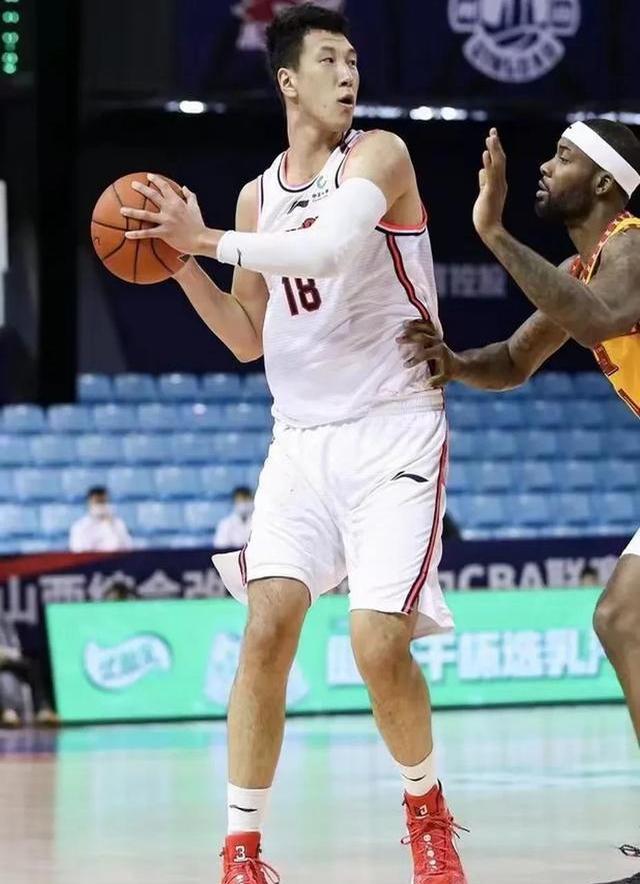 云南男篮战绩不佳,需提升战术素养,冲刺季后赛的简单介绍 云南男篮战绩不佳,需提升战术素养,冲刺季后赛的简单介绍