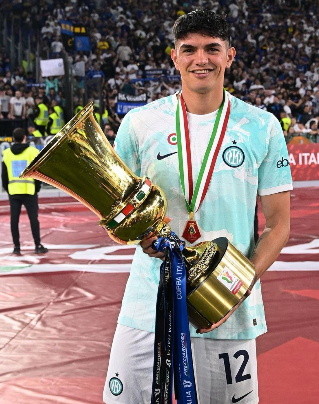 九游APP-乌拉圭中场球员转会意大利豪门