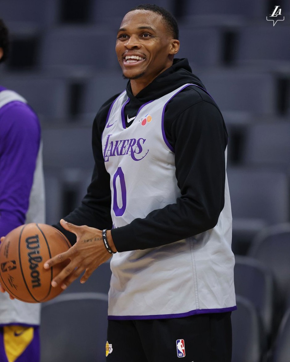 九游娱乐网页-重头戏对决精彩集锦引发球迷狂热的简单介绍