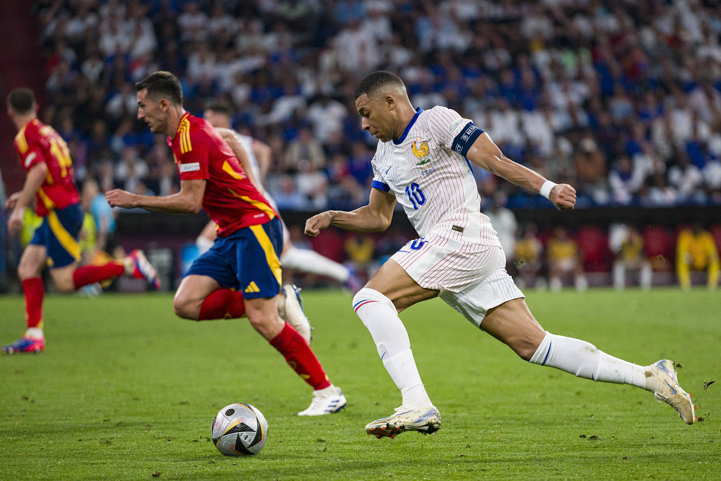 欧洲国家锦标赛的精彩瞬间令人惊叹