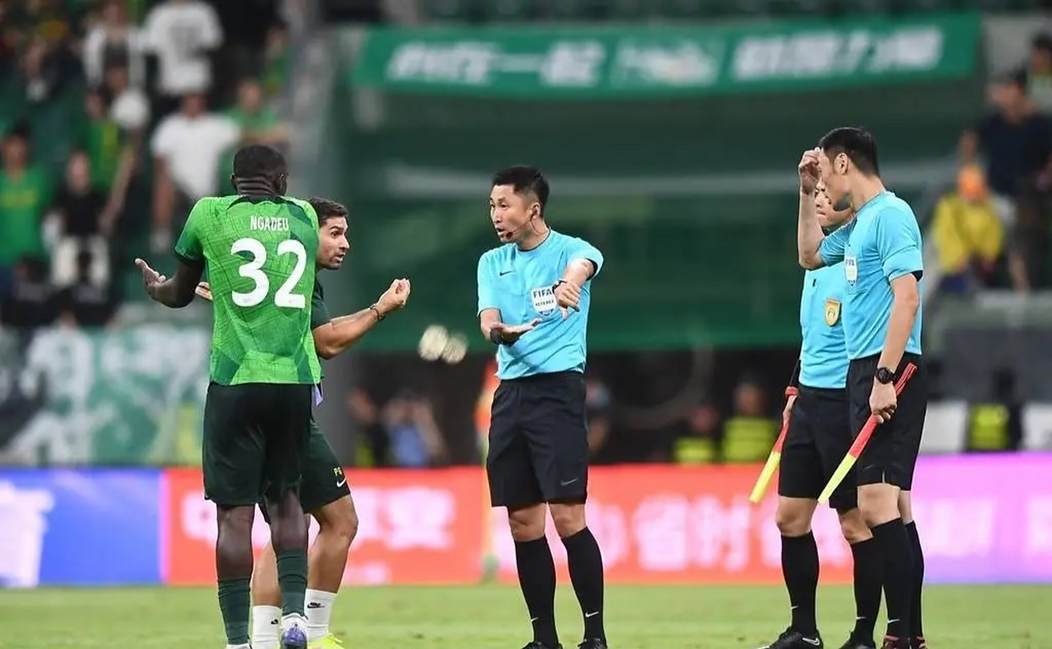 北京国安主场击败上海上港,重回胜利的轨道的简单介绍 北京国安主场击败上海上港,重回胜利的轨道的简单介绍