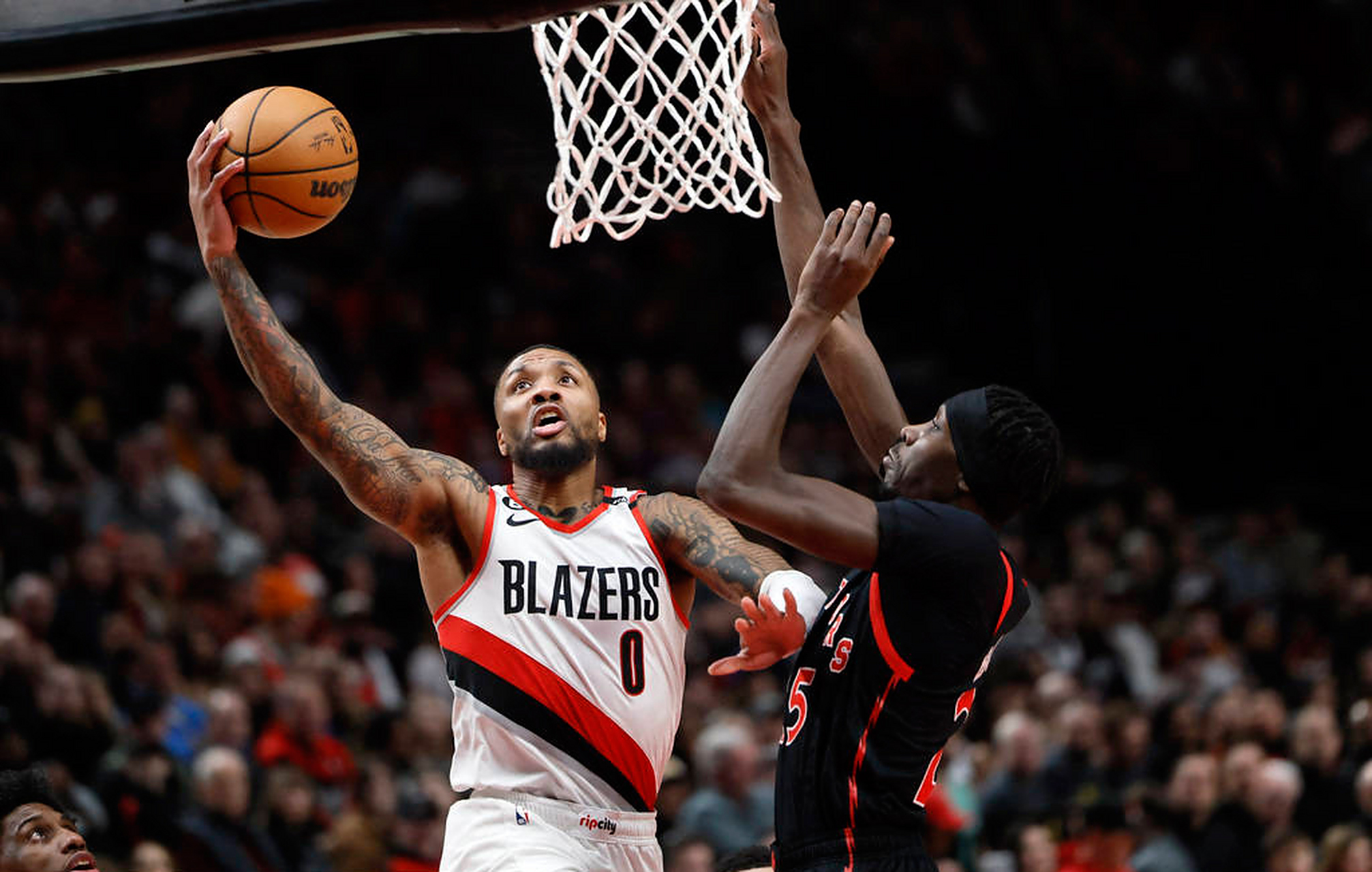 猛龙击败开拓者逼近总决赛