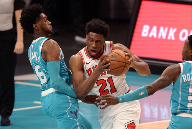 9you娱乐-公牛险胜黄蜂，拉文独秀的简单介绍