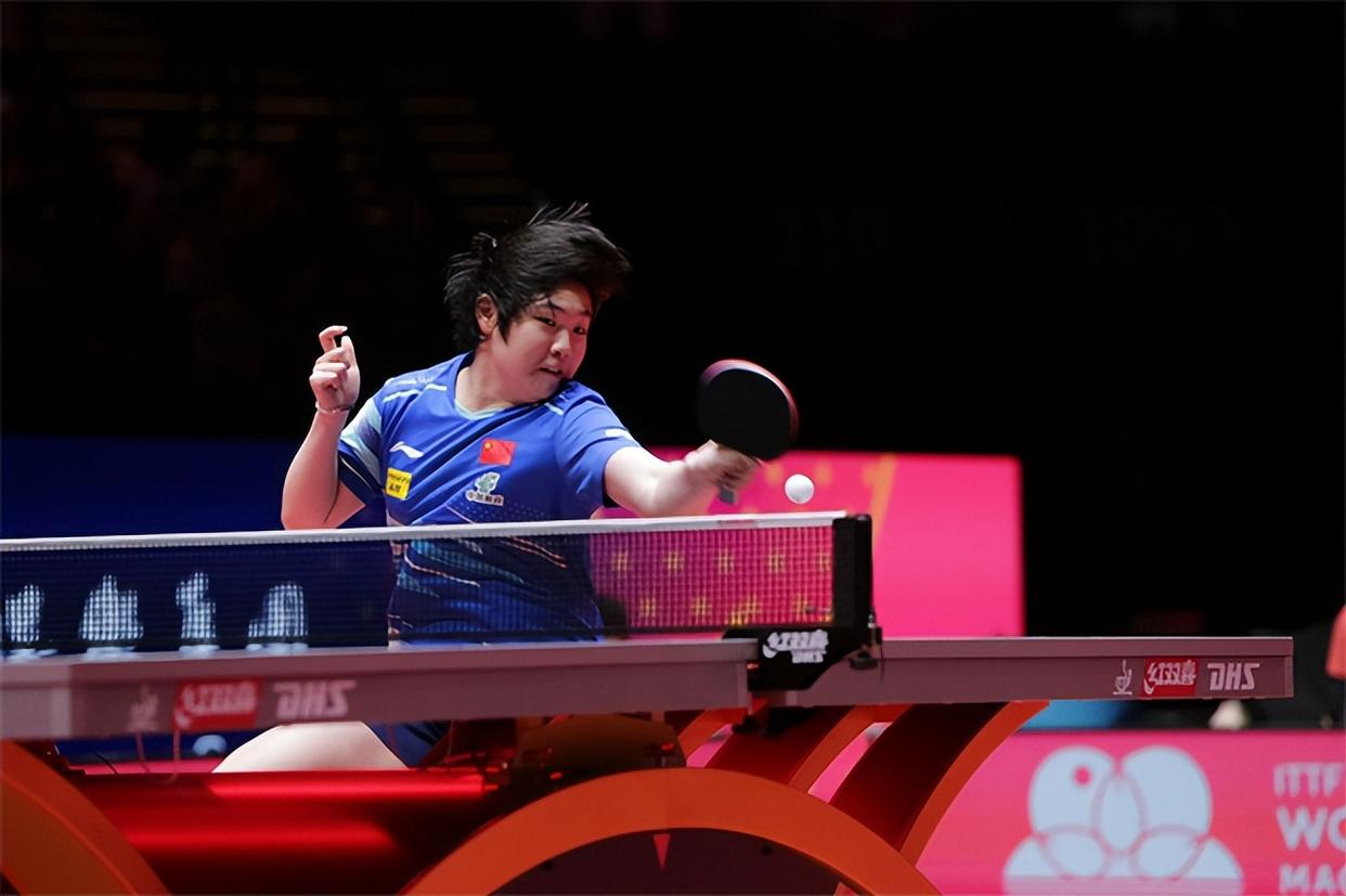 中国羽毛球队绝地反击英格兰羽毛球队，马琳绝境逆转的简单介绍