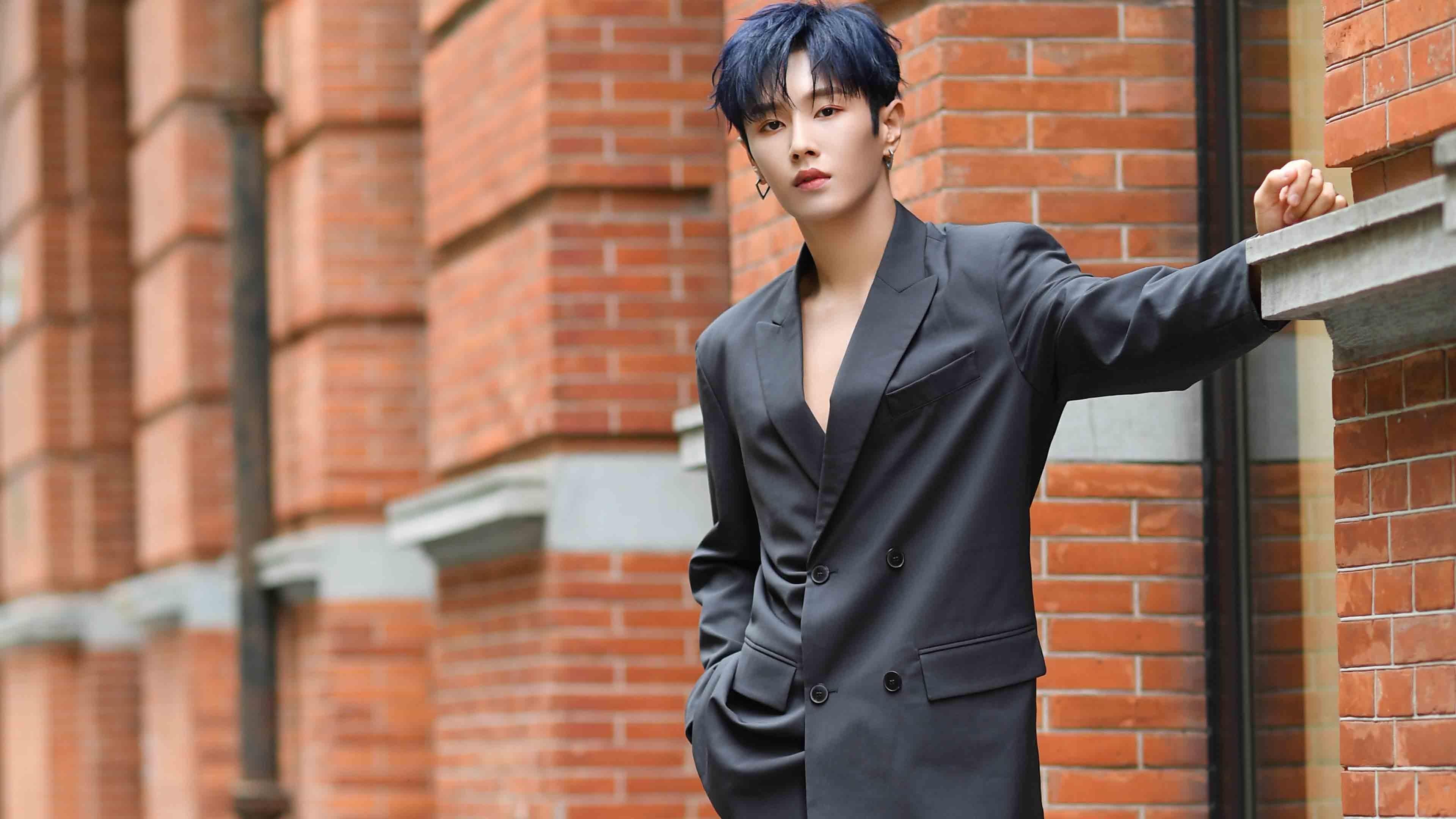 苏亚雷斯闪电戴帽导演逆转，那不勒斯3-1击溃中国国际米兰