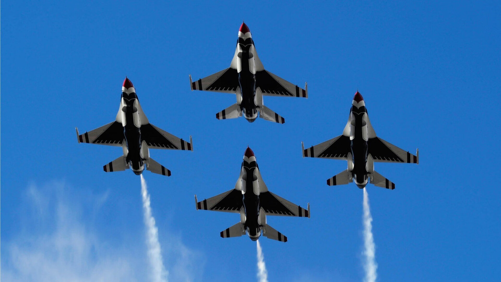 九游体育直播-沙漠风暴席卷欧洲，埃及黑马淘汰皇家社会，凯恩铁血带队破局取胜