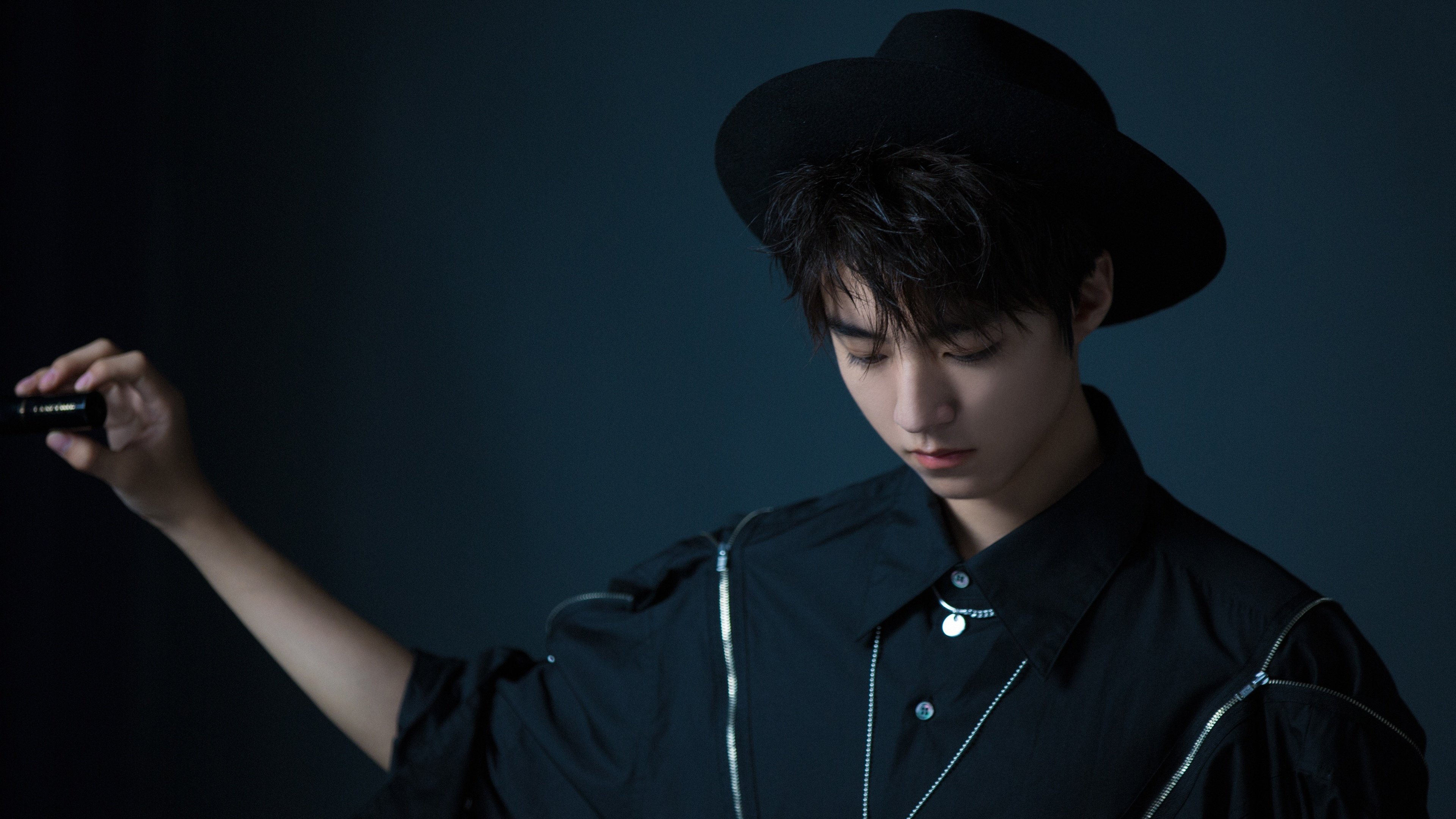 九游娱乐-钢铁与橡胶的奏鸣，从F1街道赛到CBA加时战的胜利美学