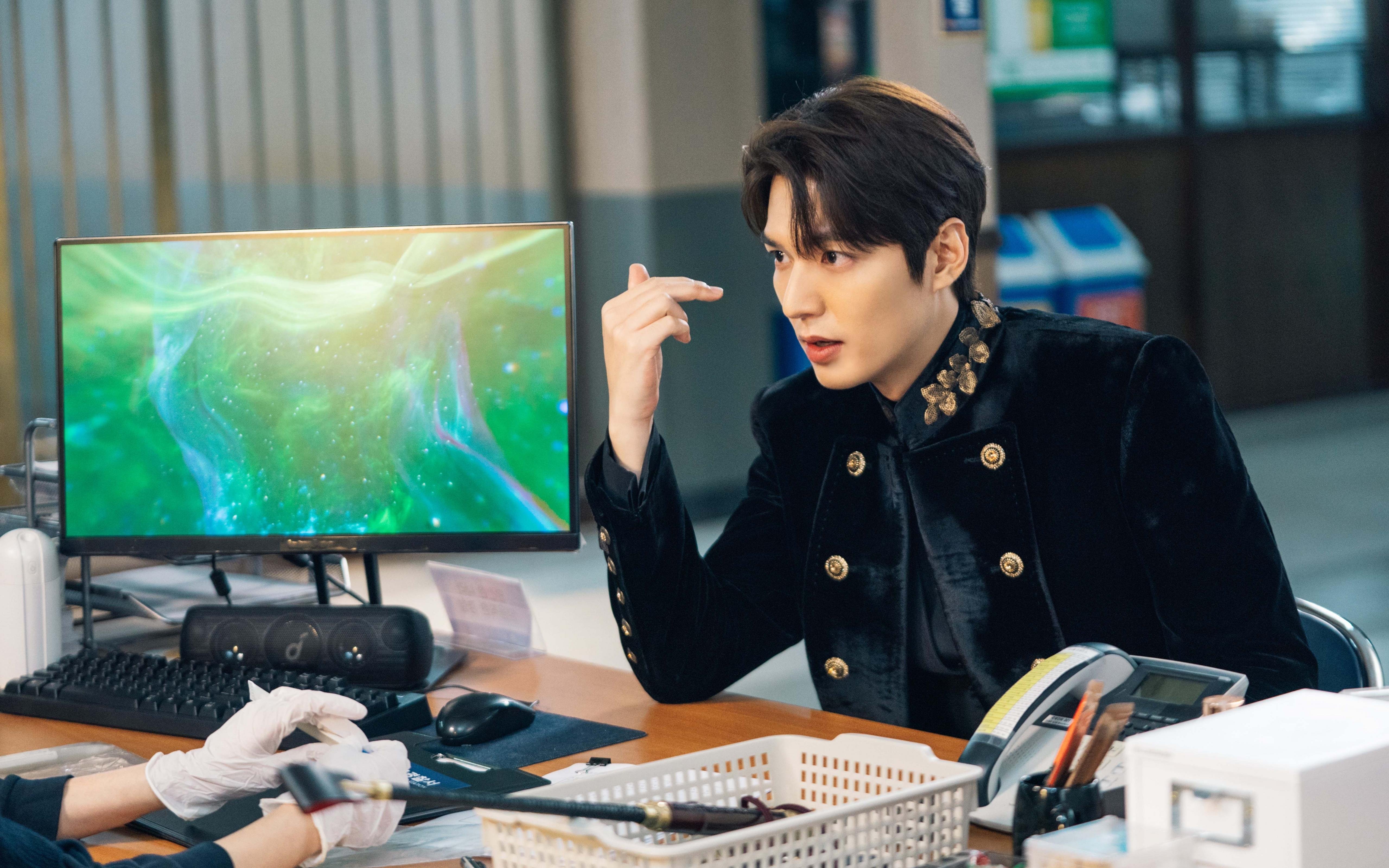 神魔降世！爱德华兹只手遮天，奇才绝杀不过是他导演的终章余韵